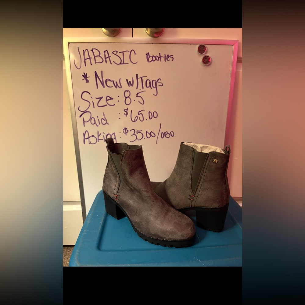 Jabasic Women's Charcoal Ankle Booties